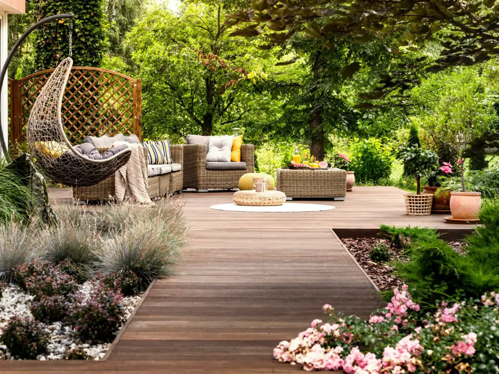 10 Beautiful Wooded Backyard Landscaping Ideas Zen Wooded Backyard