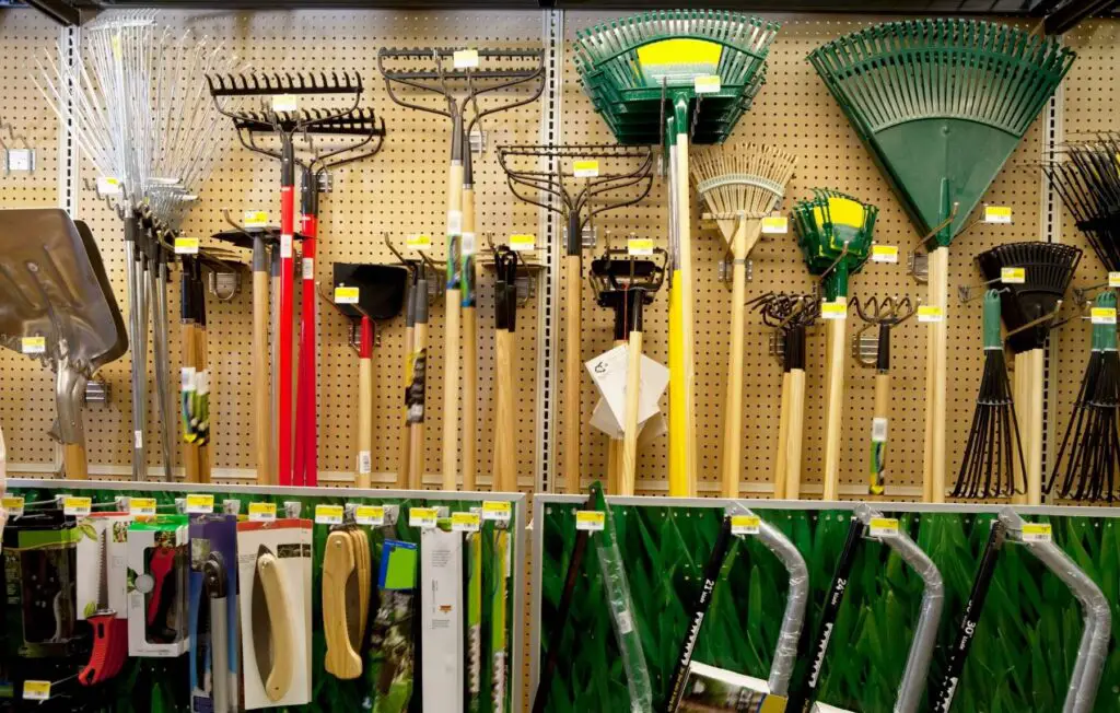 The Ultimate Guide to the Best Gardening Kit Specialized Tools for Different Types of Gardening